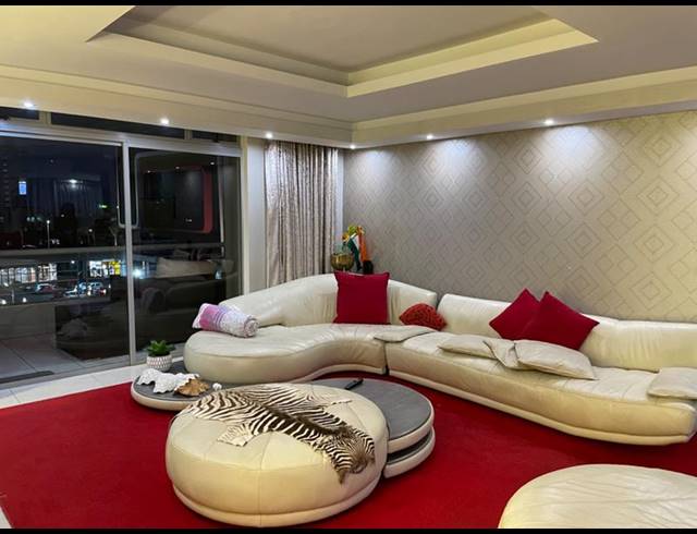 4 BEDROOM APARTMENT FOR SALE IN NEW TOWN CENTRE